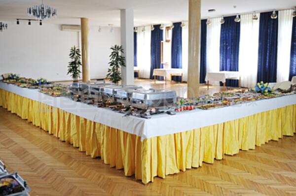 自助餐的正餐服務(wù) 從菜品到體驗的全面提升